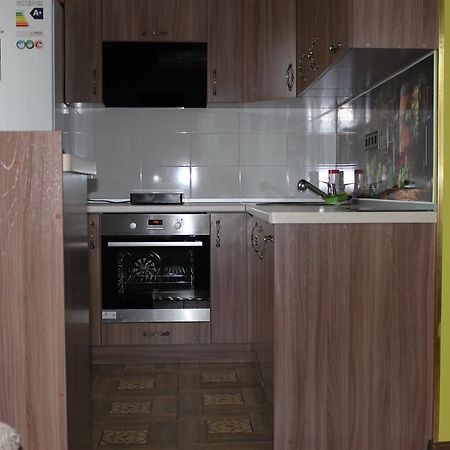 Apartment On 50 Let Oktyabrya Petropavlovsk-Kamtsjatskij Eksteriør bilde